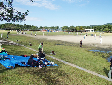 小戸公園 芝生広場様子1